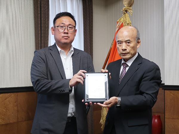 株式会社リニューアルウィングス 様